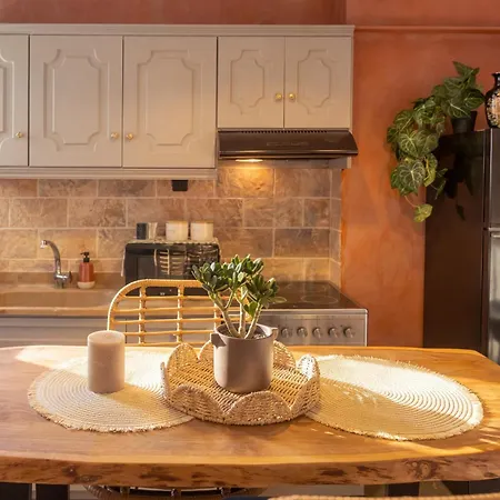 Urban Luxury 2br Prime Location Apartman